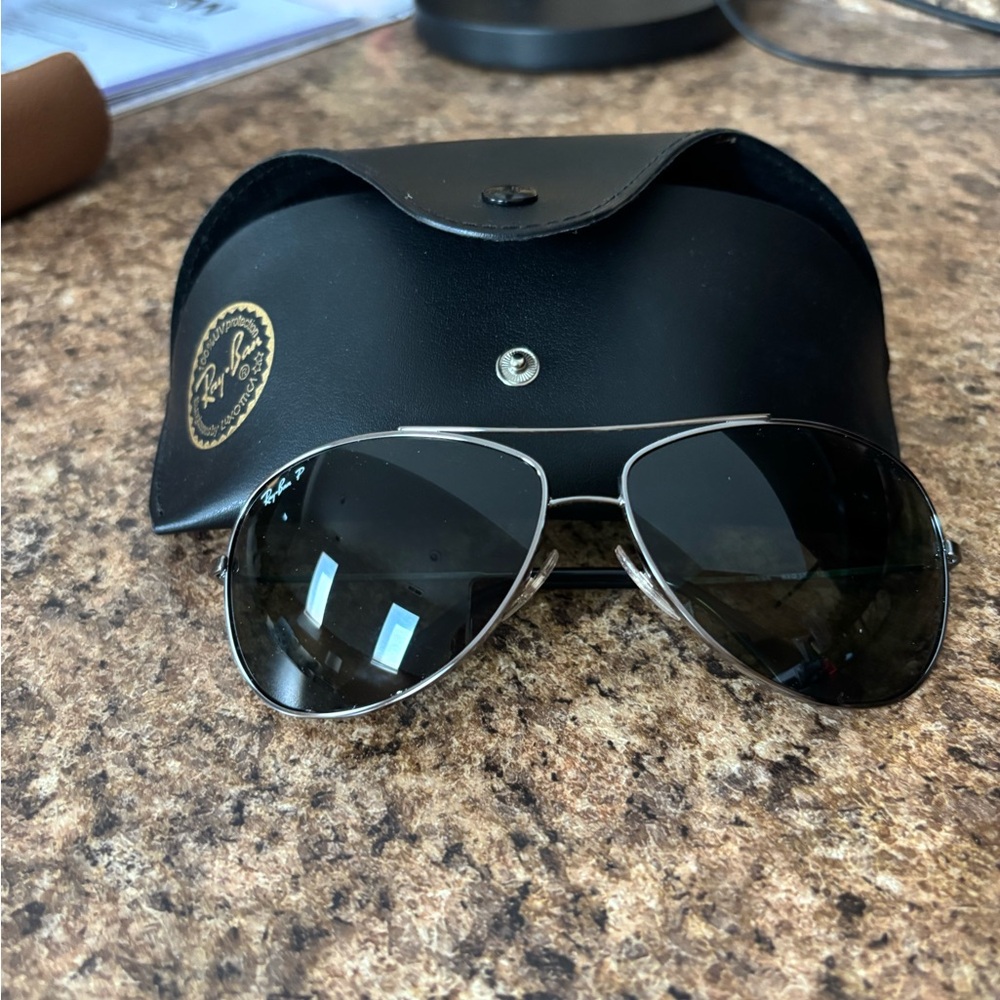 Ray-Ban Polarized Black Aviator Sunglasses